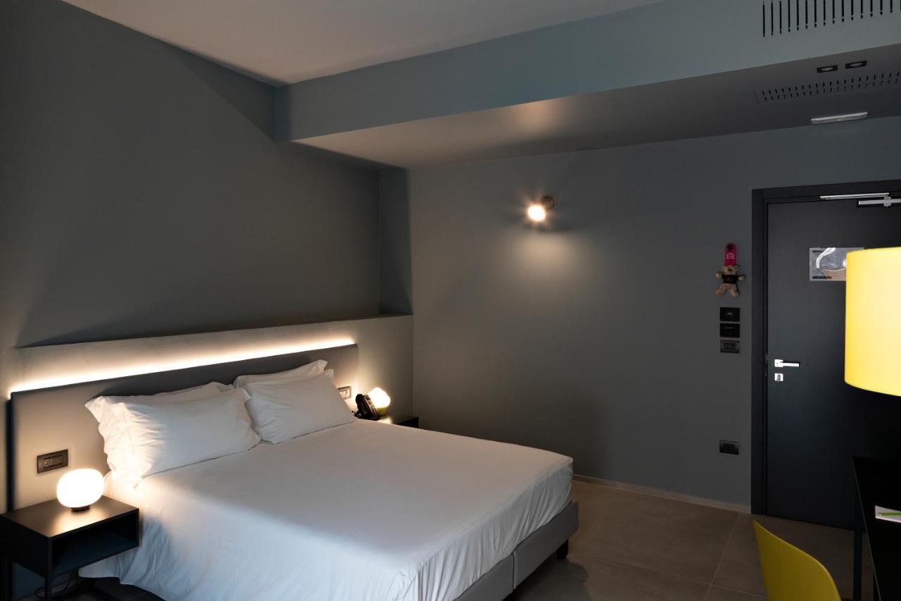 Arryvo Hotel Lecce Ngoại thất bức ảnh